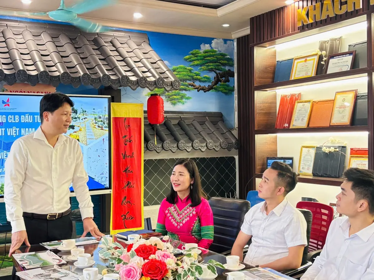 Giám đốc NASAKI chia sẻ tầm nhìn chiến lược với đoàn