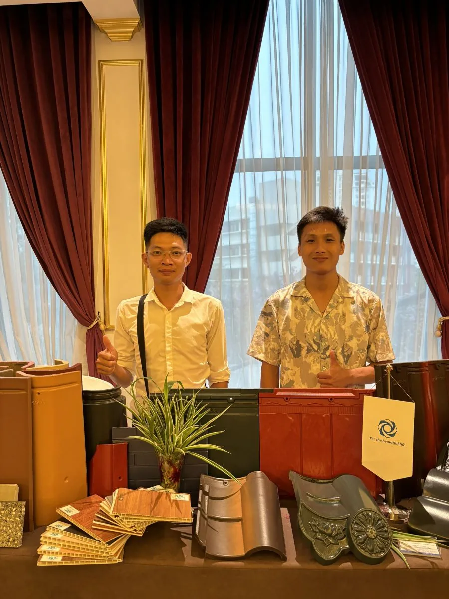 Gian hàng ngói không nung NASAKI tại buổi giao thương