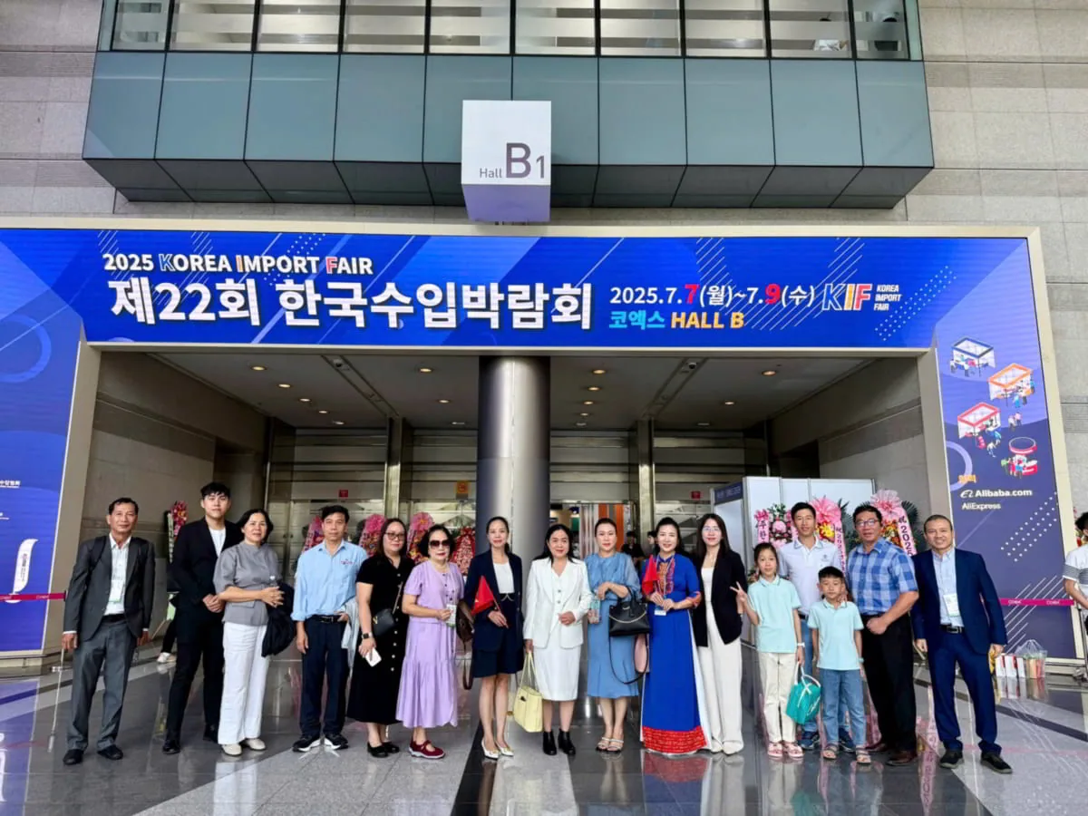Đoàn doanh nghiệp Việt Nam tại Korea Import Fair 2025 ở Seoul