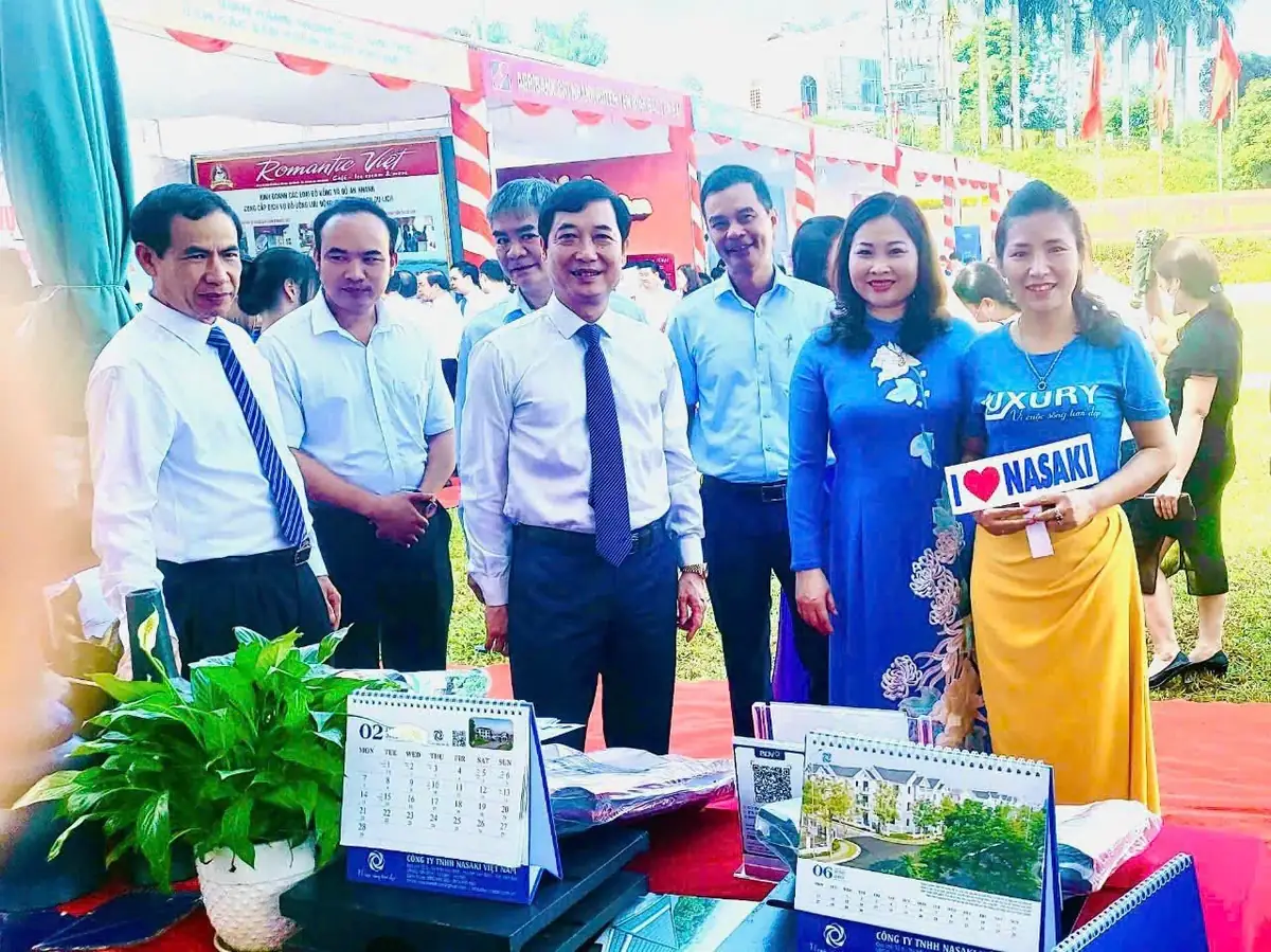 Giới thiệu thương hiệu Nasaki tại gian trưng bày