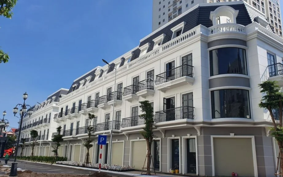 Dãy Vincom Shophouse Đông Hà Quảng Trị với hệ mái ngói
