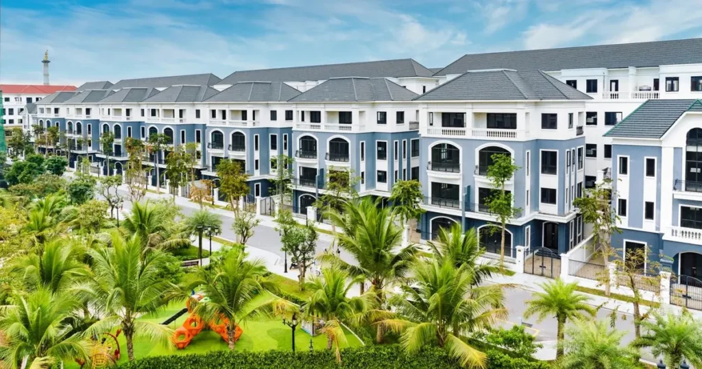 Biệt thự liền kề tại Vinhomes Ocean Park 2 lợp ngói Nasaki